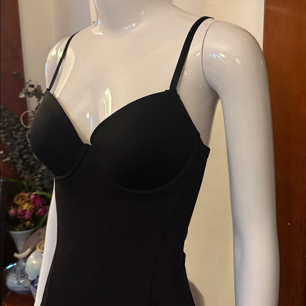 Stunning sheer bum only Black Bodysuit with clasp closure size large
